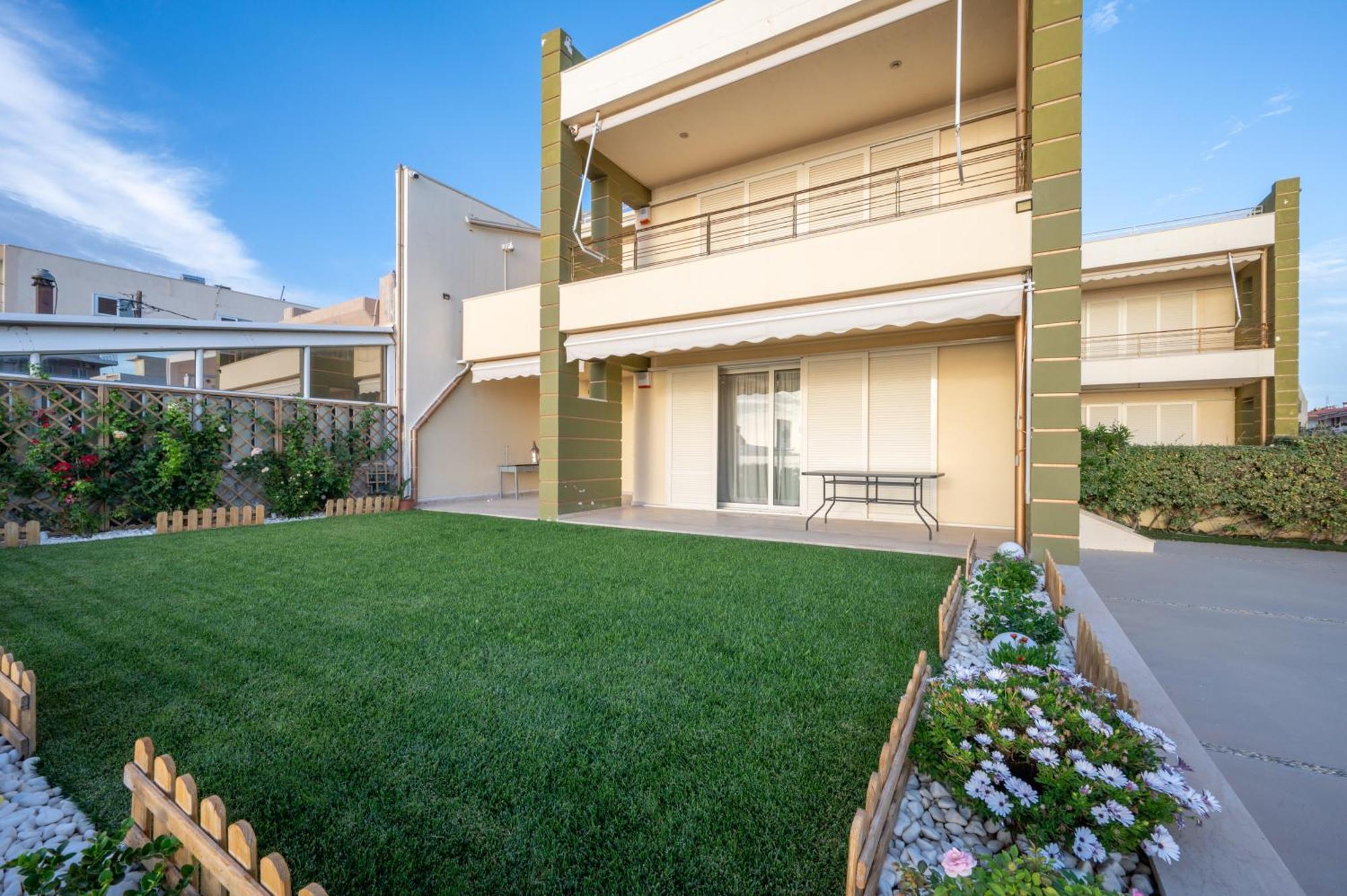 Loutraki Sea Sunset Apartment Bagian luar foto
